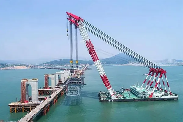 Slewing bearing used in floating crane